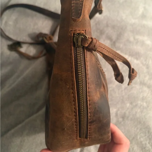 Born Brown Leather Hobo Distressed Shoulder Bag Purse Y2K - Picture 9 of 12